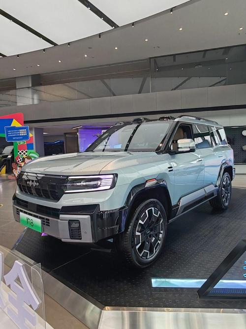 惠州98比亚迪方程豹硬派越野的爆款，英菲尼迪35周年与你共成长